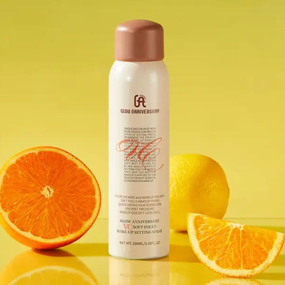 Glow Anniversary Make-Up Setting Spray 100ml – Waterproof, 16HR Matte Finish - Picture 2 of 5